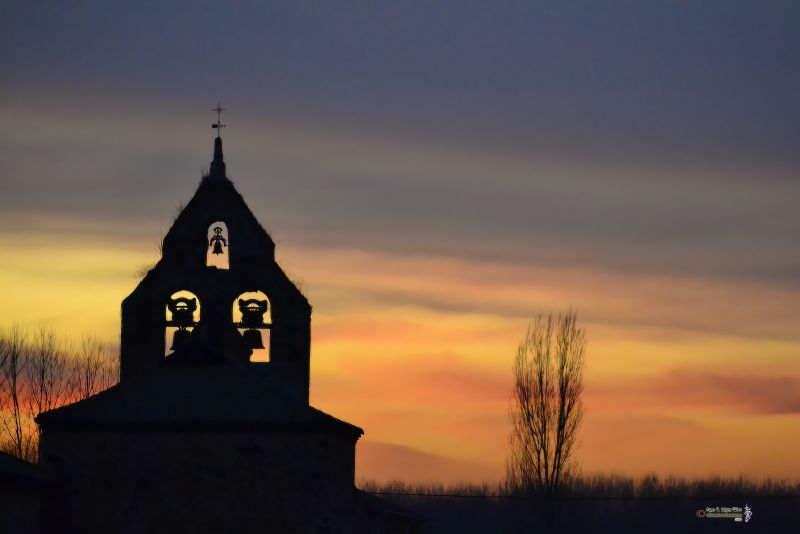 Iglesia de San Mames. La Baneza. Leon .jpg